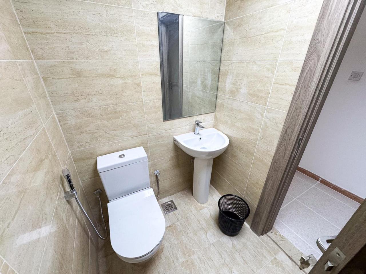 Karama Star 2 - Privatunterkunft Dubai
