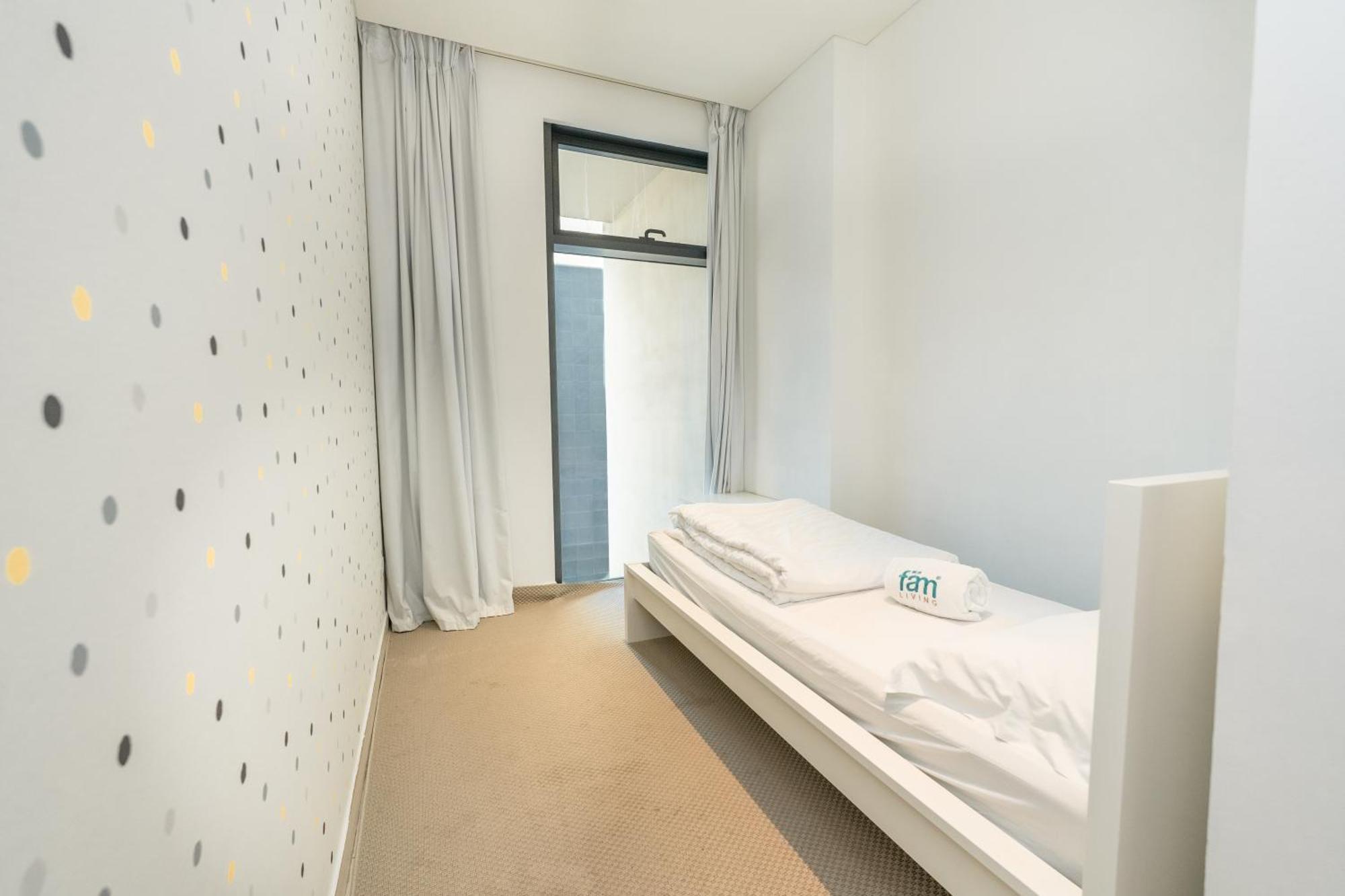 Fam Living Walk - Opposite Walk Mall - 2a Apartamento *