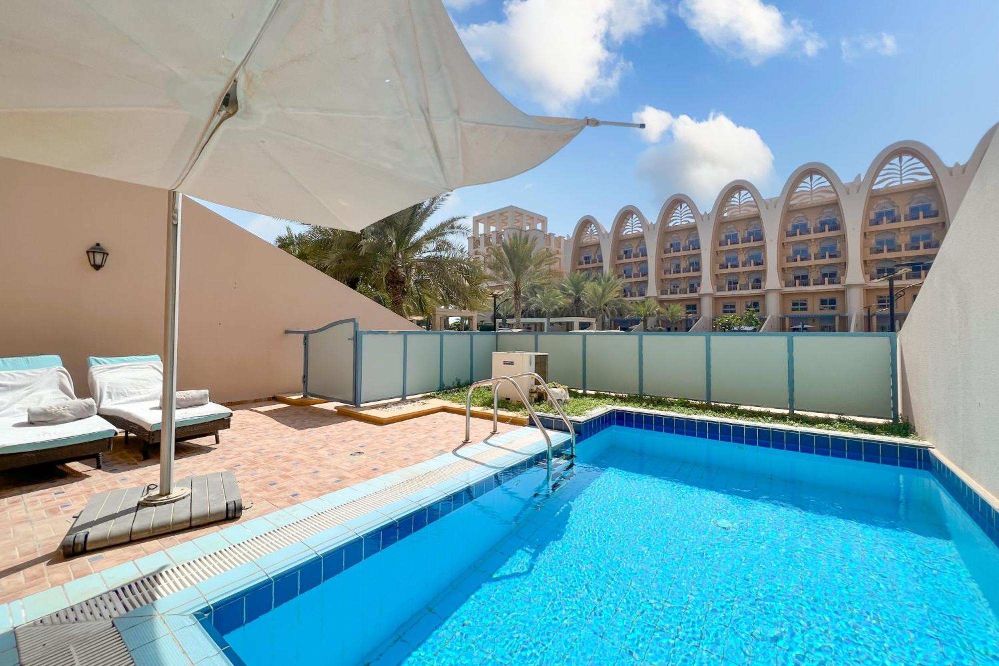 Apartment Fam Living - Palm Jumeirah Sarai - Private Beach