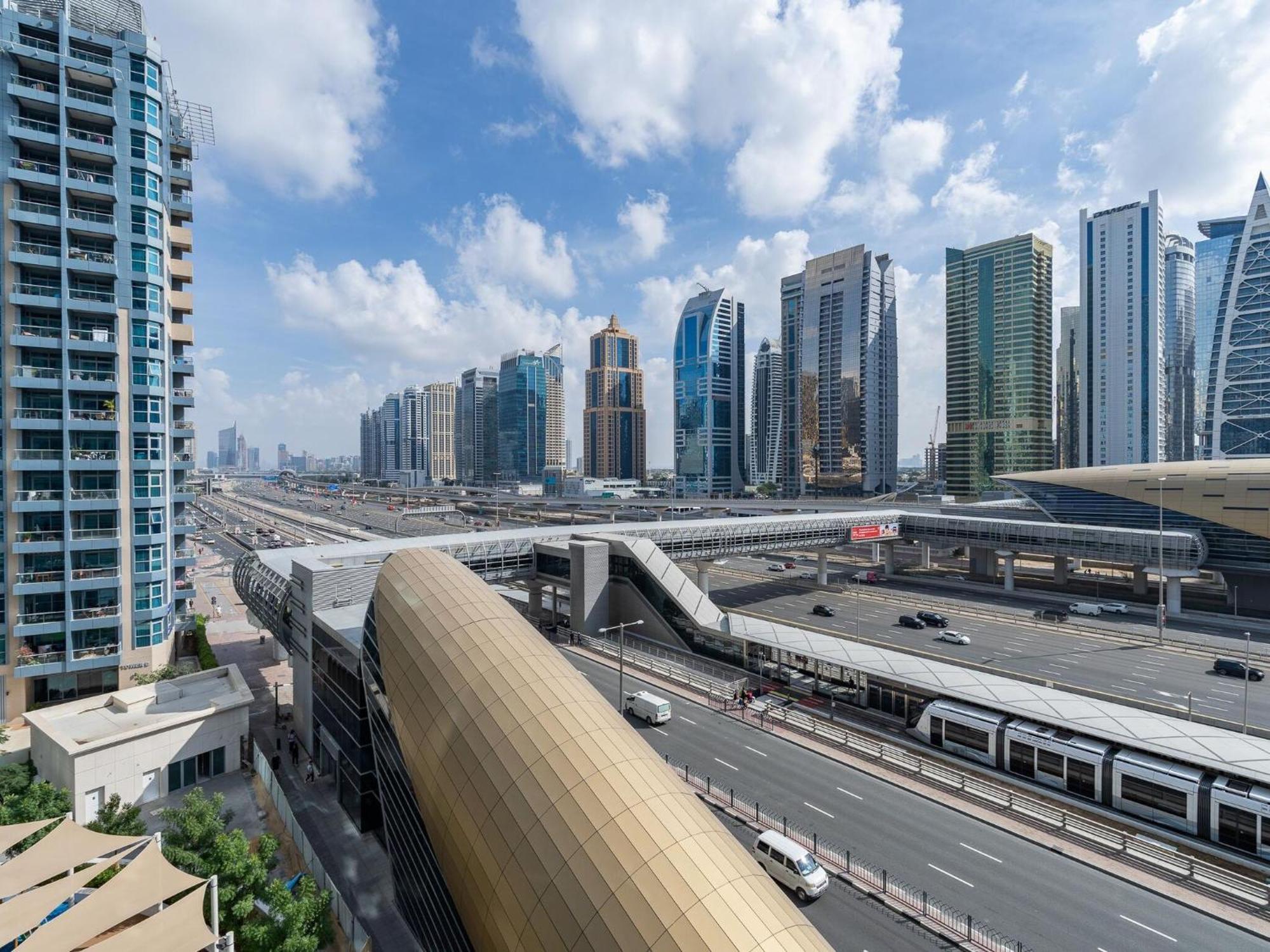 Appartement Marina Stunning Huge 4 Bedroom Apts Near Jbr Gym Pool Parking Dubai