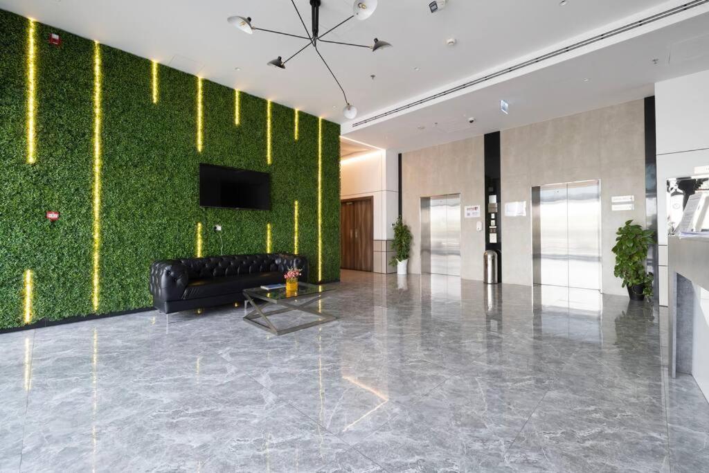 Aria By Grovy - Jvc 1 Bedroom With Pool And Rooftop *