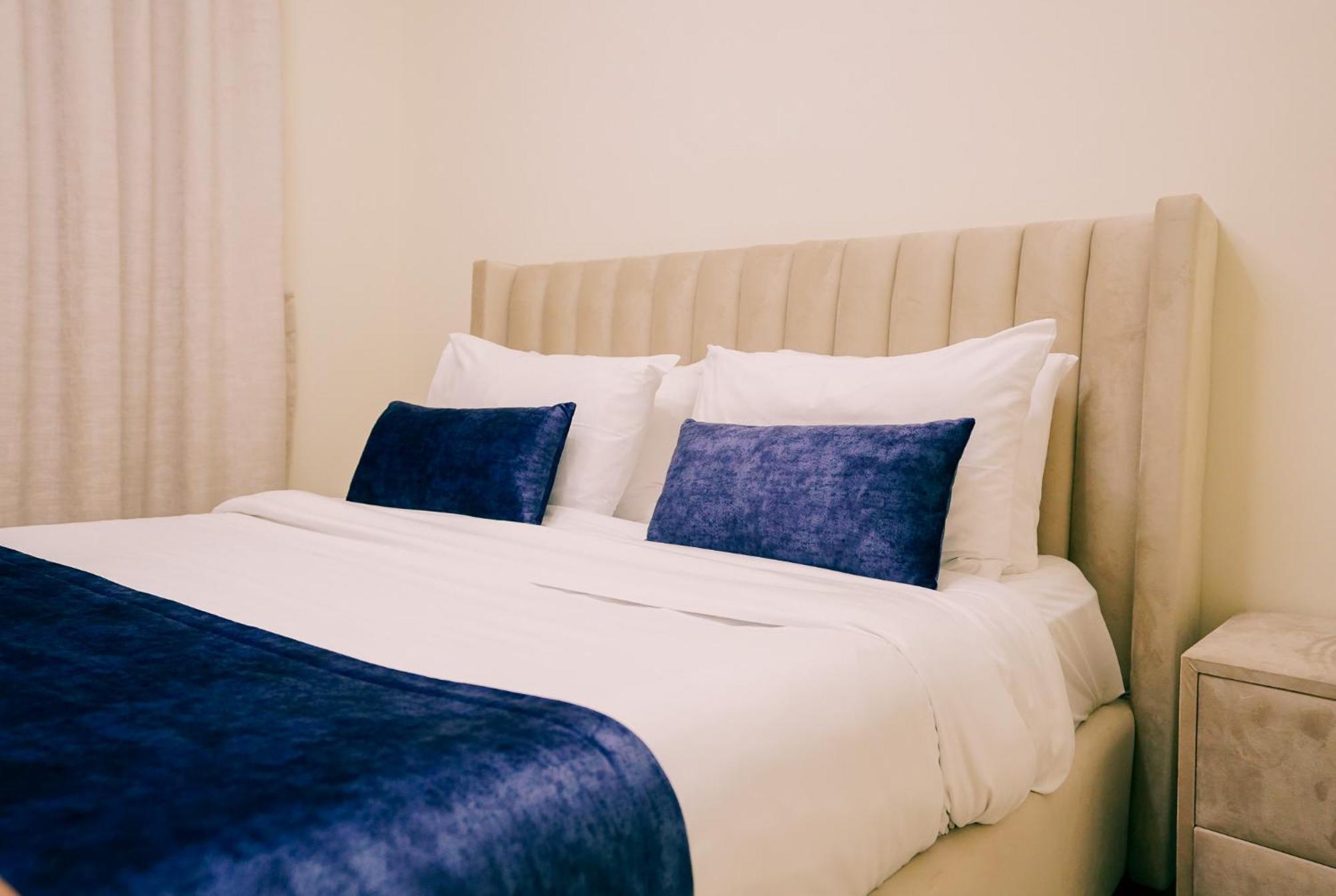 Citihome-2br Creek Harbour Island * Dubai