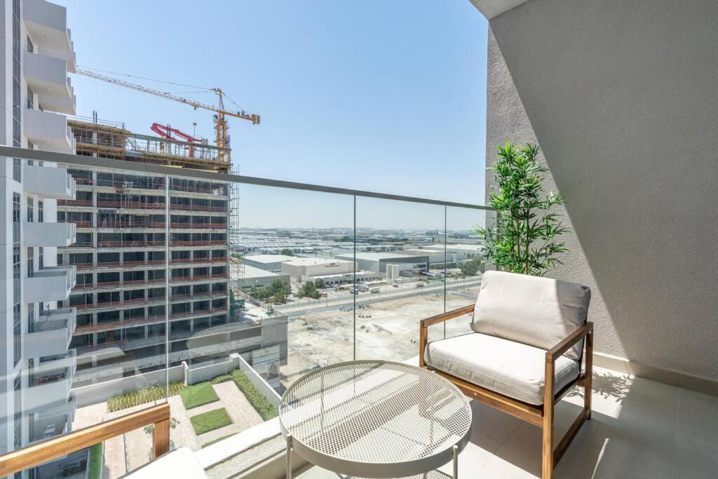 Appartement Large 2 Bedroom - Metro At 2 Min *