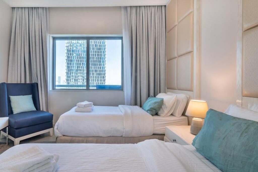 First Class 2br Modern Downtown Retreat Dubaï