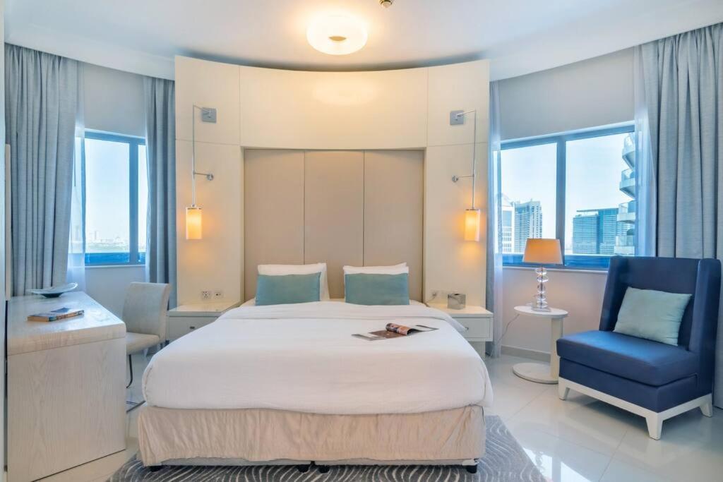 First Class 2br Modern Downtown Retreat Appartement Dubaï