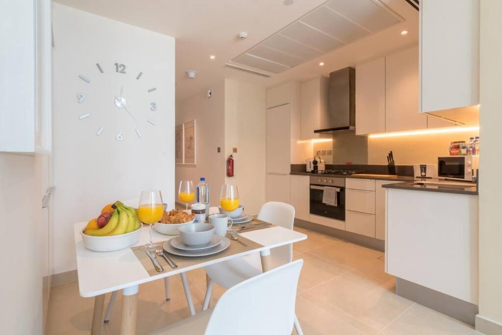 Appartement First Class 1br Stunning And Spacious Dubaï