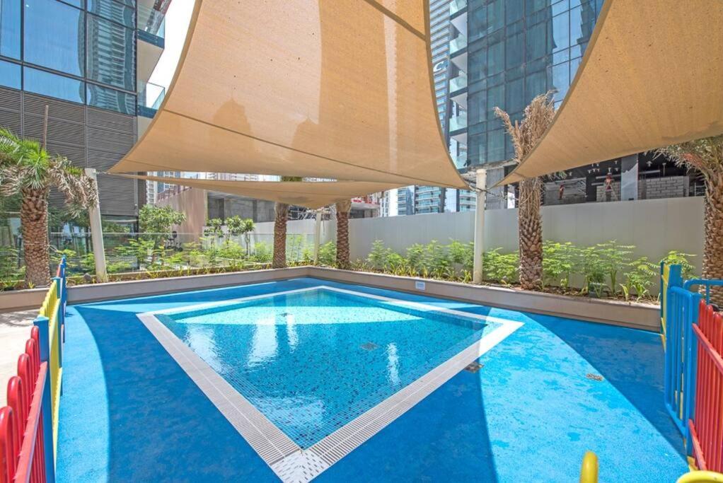 Appartement First Class 1br Stunning And Spacious *