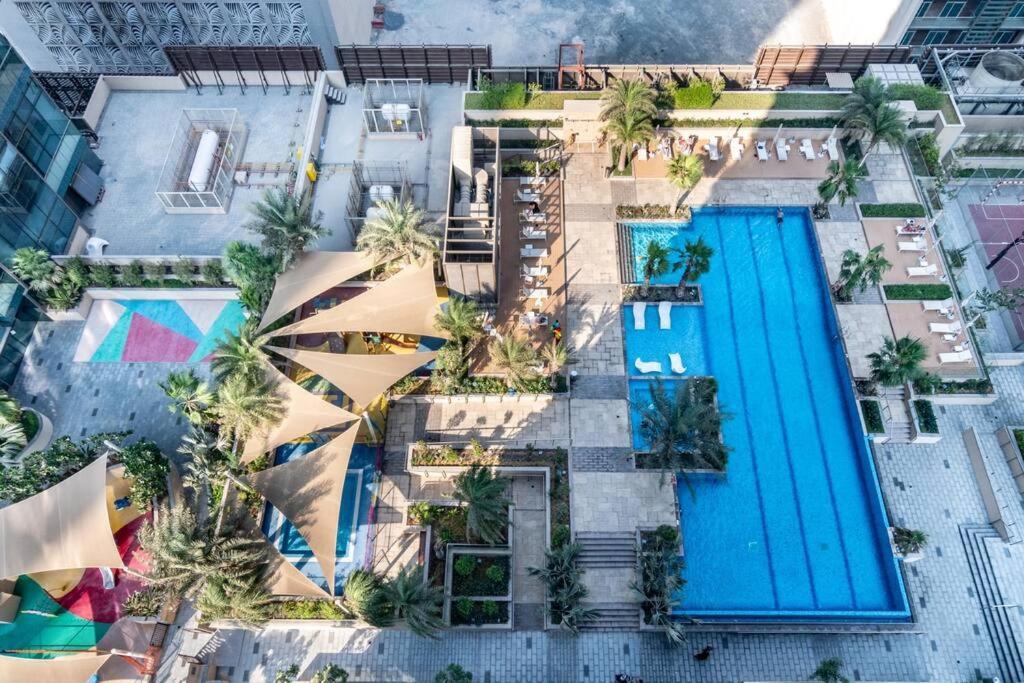 Appartement First Class 1br Extraordinary And Lavish Dubaï