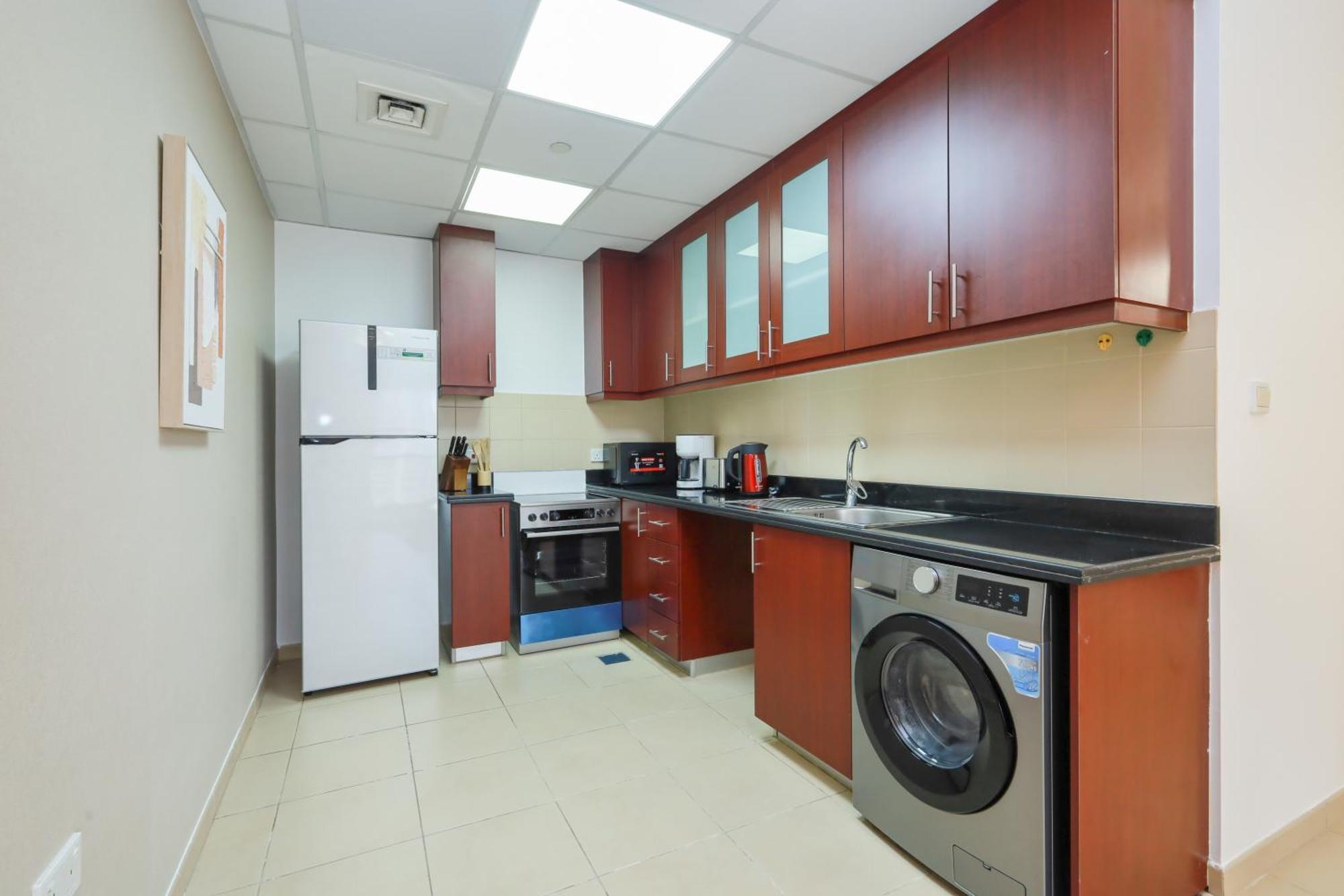 Elegant 1 Bhk In Jbr Near By Truebleu Apartamento *