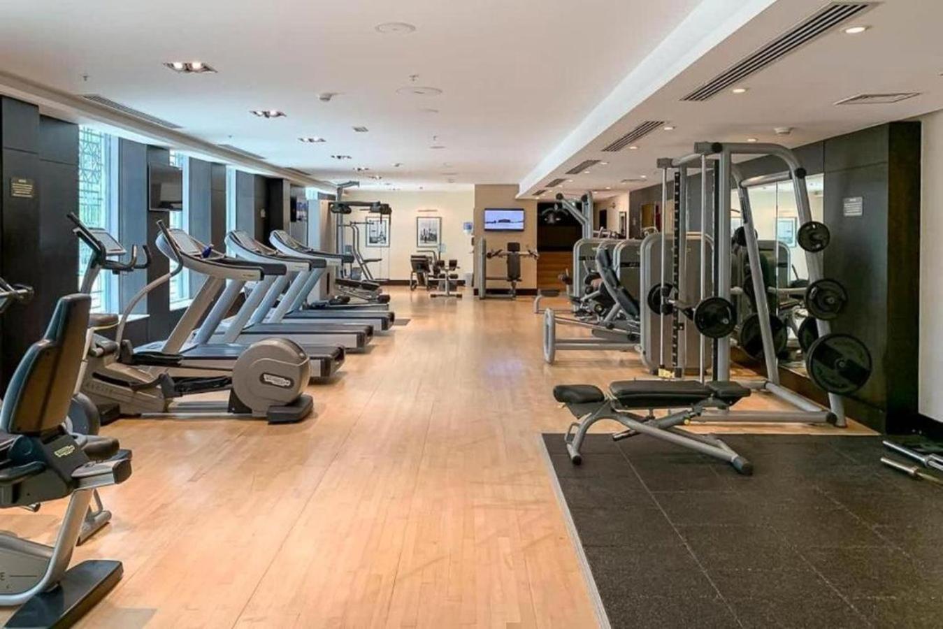 The Residences 1 - Luxury 1br In Downtown - 2 Mins Walk To Burj Khalifa & Mall * Dubai