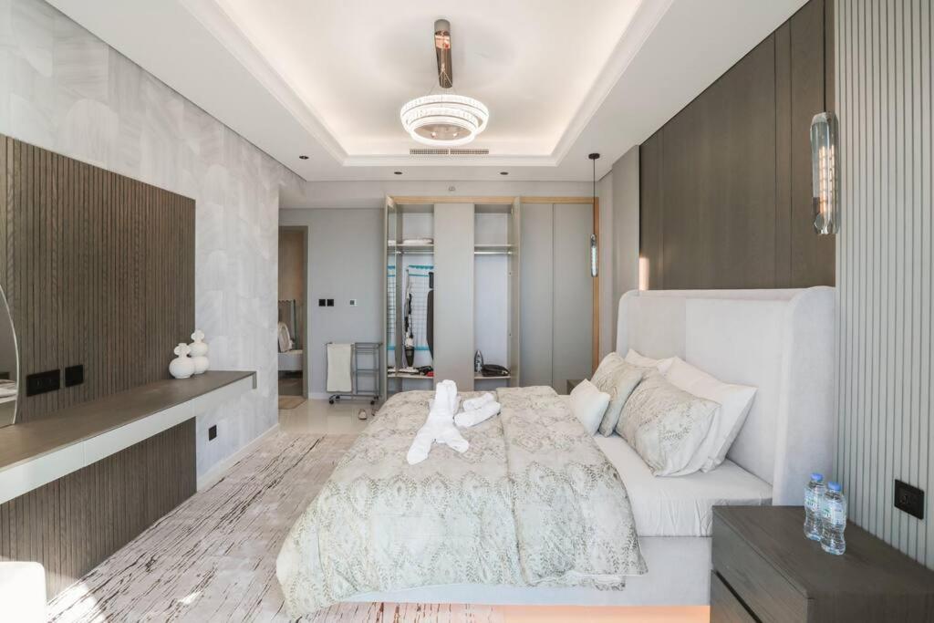 Luxury2br Highest Infinity Pool Burj View Business Bay Appartamento
