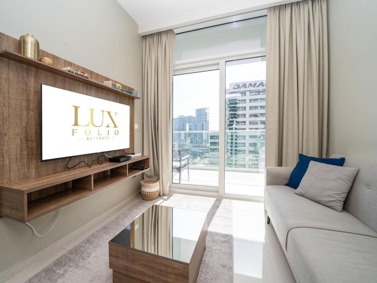 1 Bedroom Business Bay Bliss With A Canal View Apartamento Dubái
