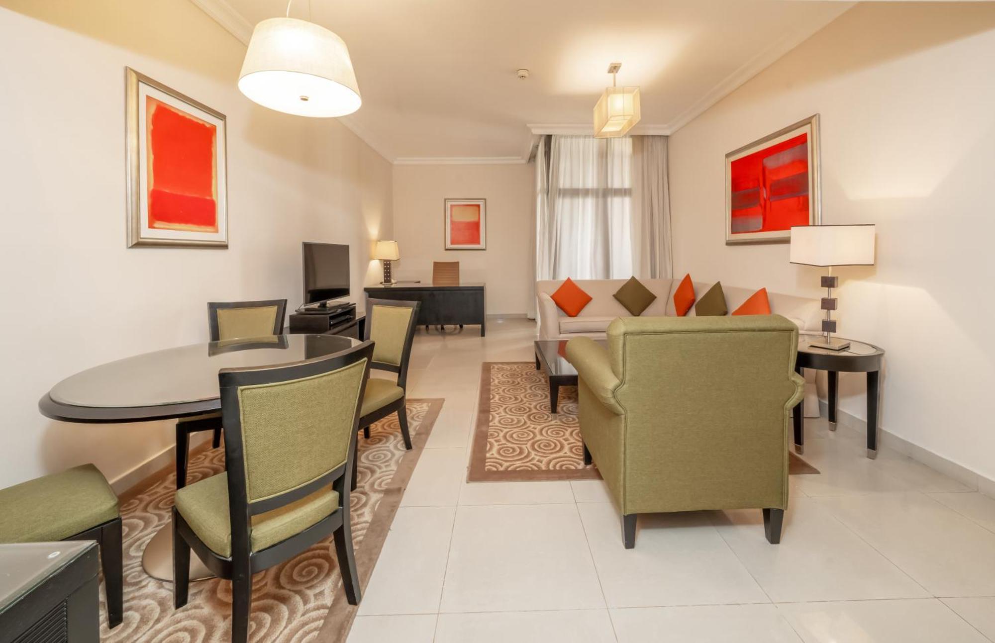 Mercure Barsha Heights And Hotel Dubai