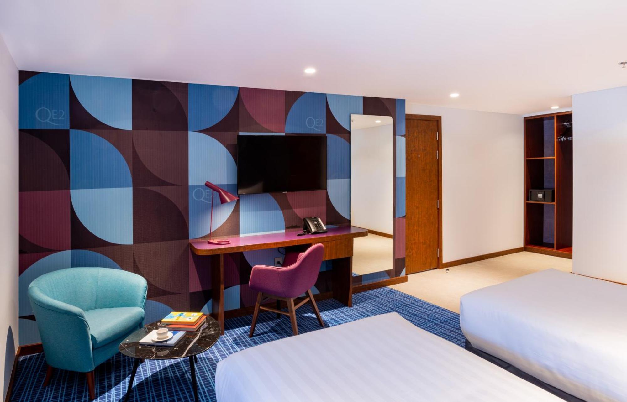Queen Elizabeth 2 Hotel Dubái