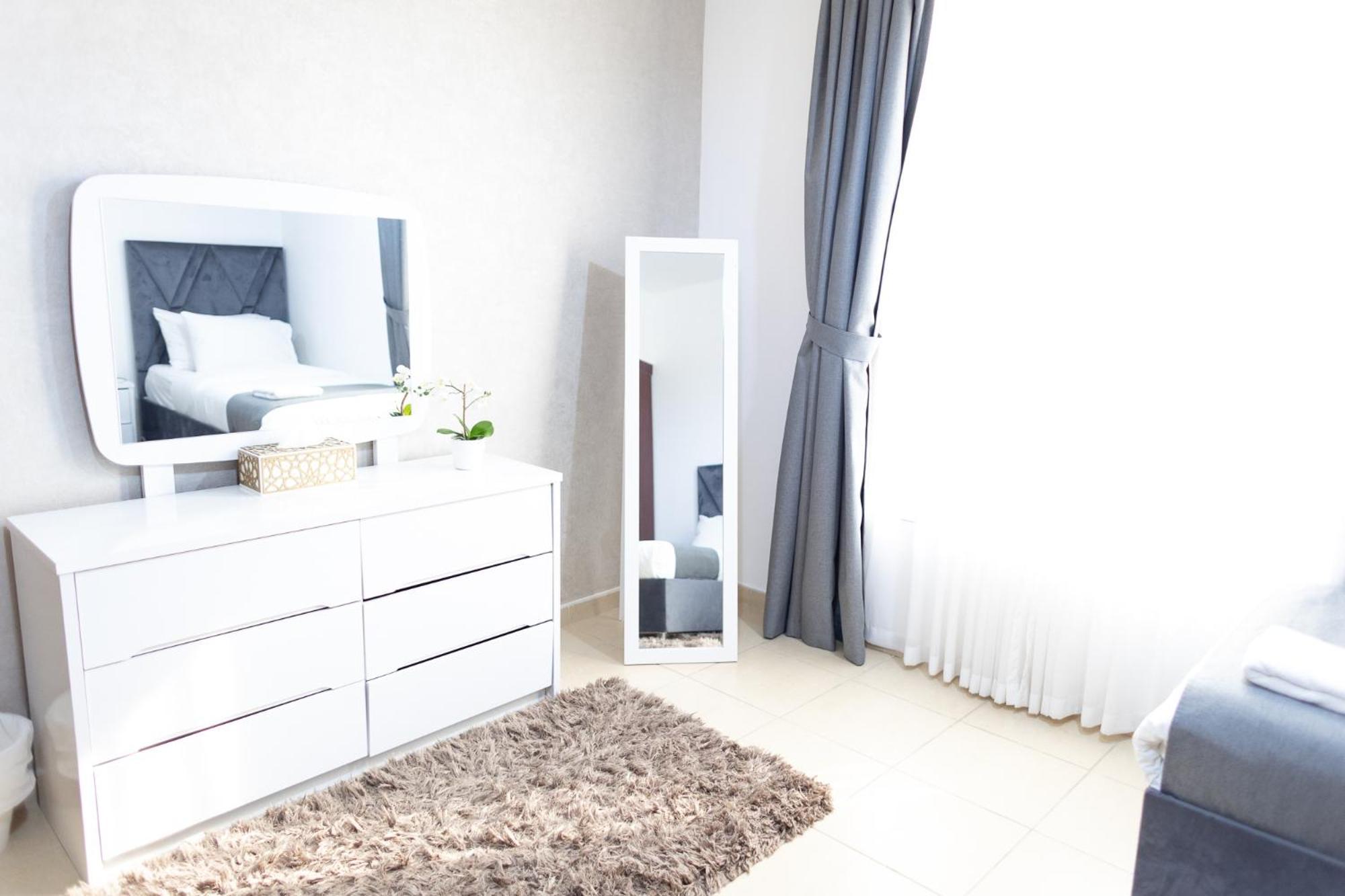 Happy Season - Jbr Apartments, Beach Front, Top Furnished Appartement Dubaï