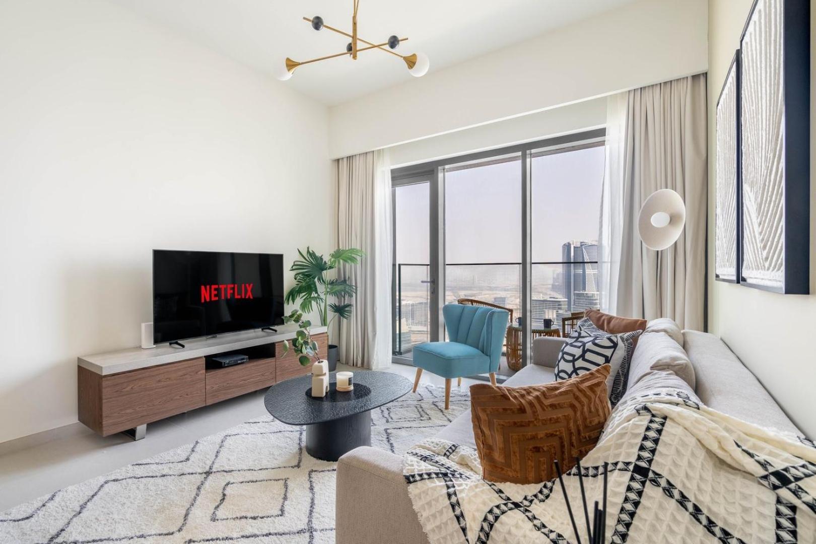 Apartemen Guestready - Lux Design With Skyline View