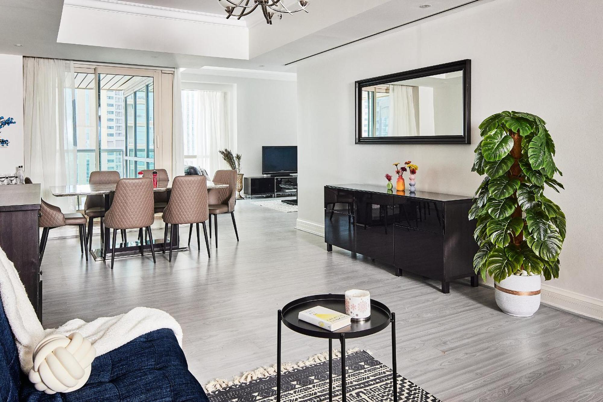 Luxury Marina Views On Marina Walk Waterfront 3 Bed Property Apartamento