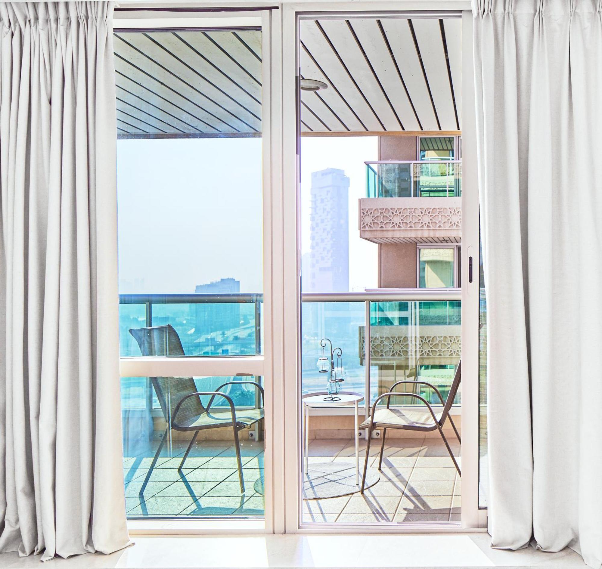 Luxury Marina Views On Marina Walk Waterfront 3 Bed Property Apartamento