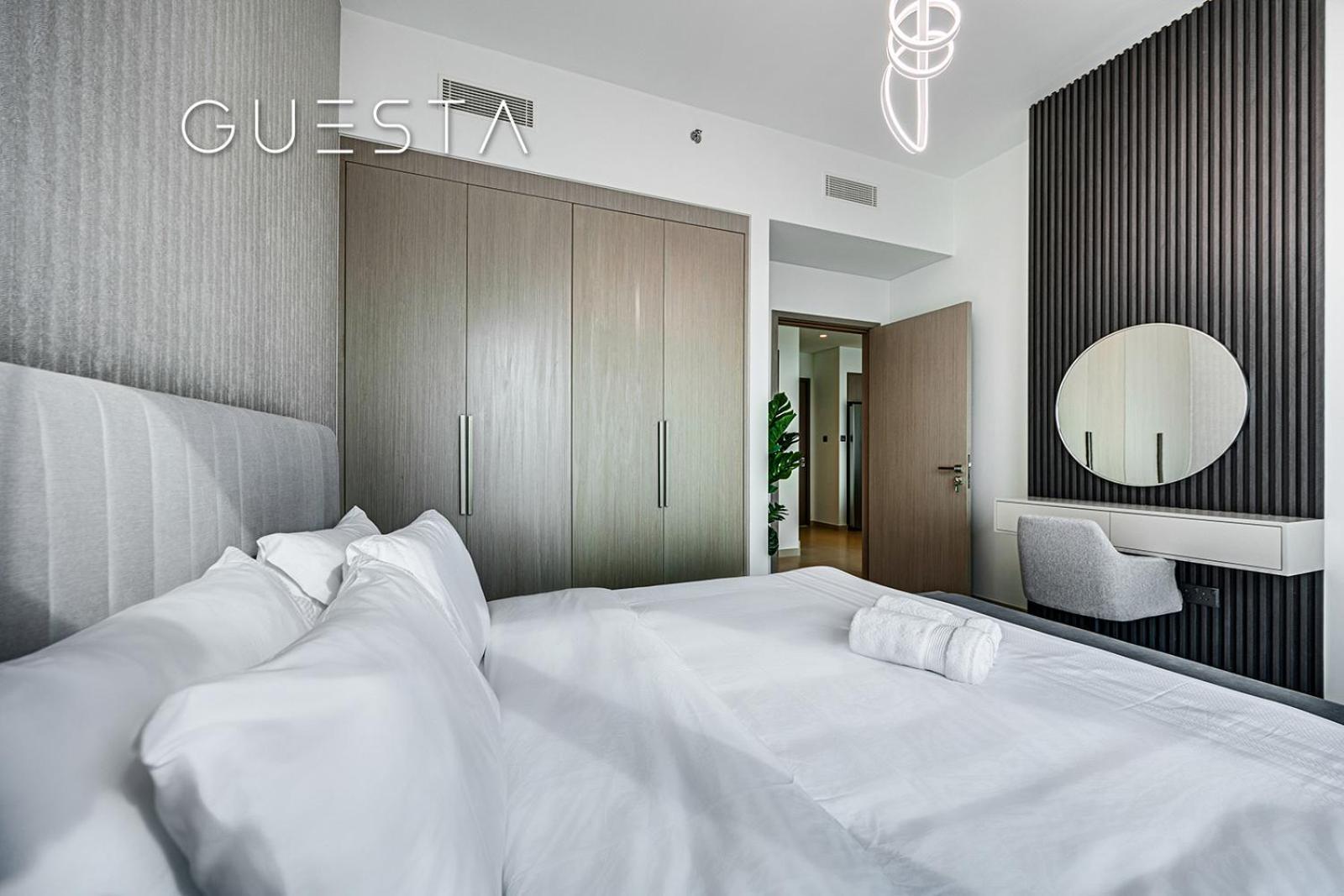Apartemen Act One Act Two By Emaar, Downtown