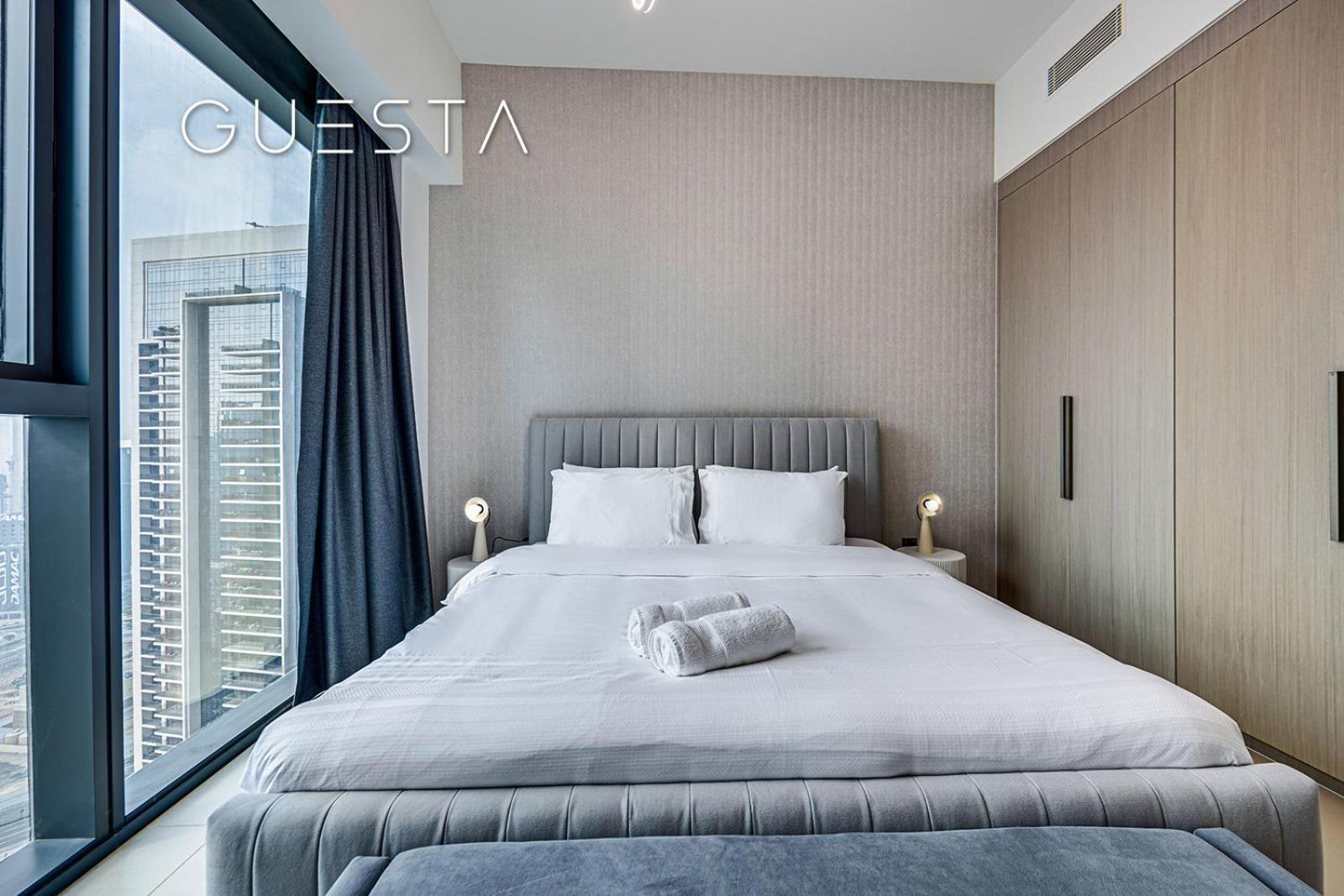 Apartemen Act One Act Two By Emaar, Downtown