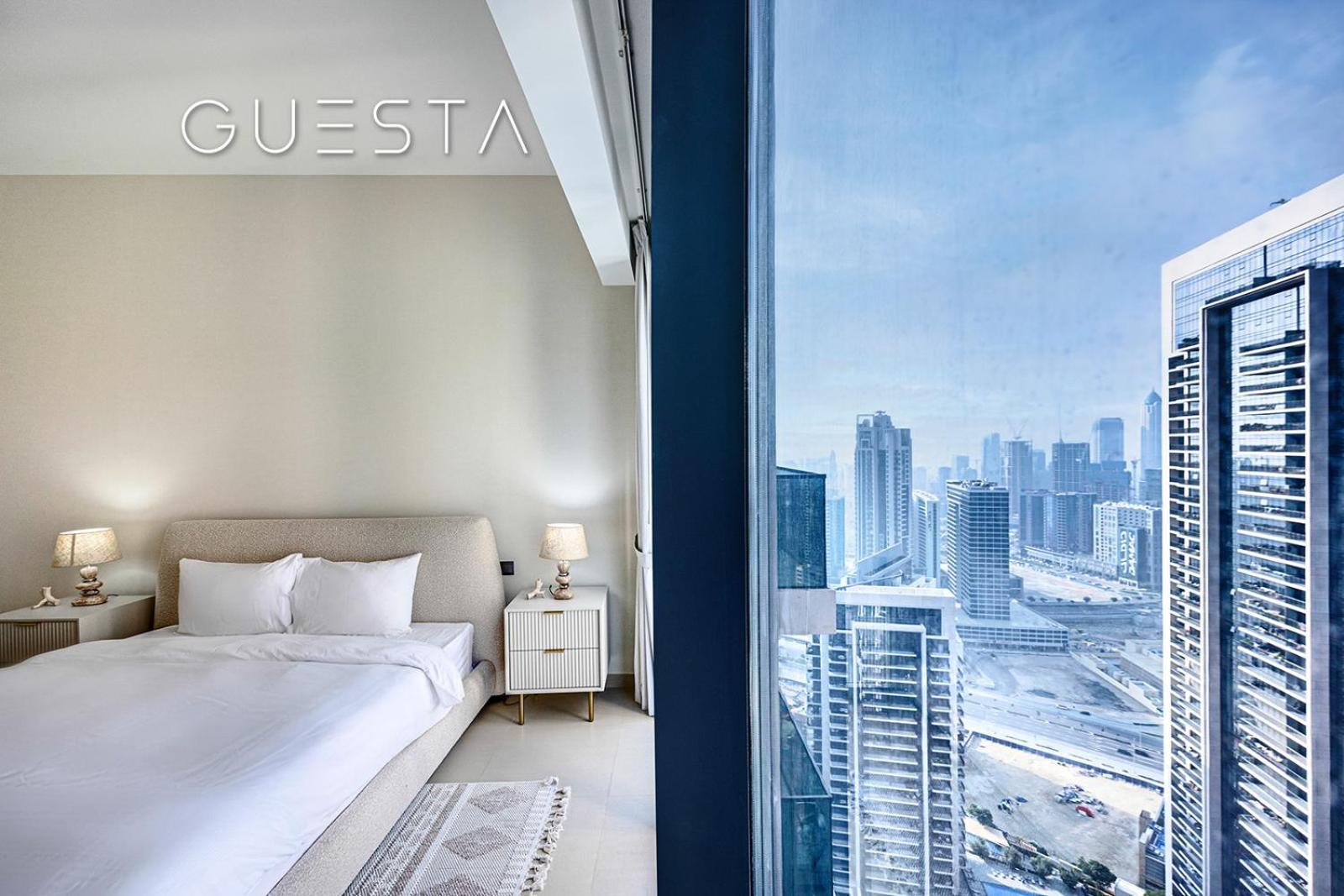 Apartemen Act One Act Two By Emaar, Downtown