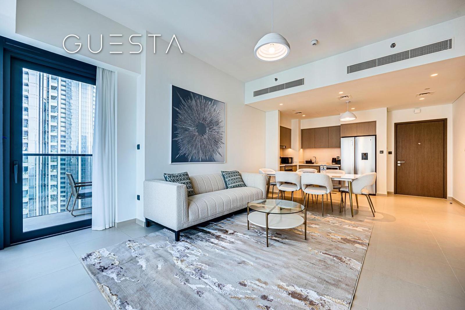 Apartemen Act One Act Two By Emaar, Downtown *