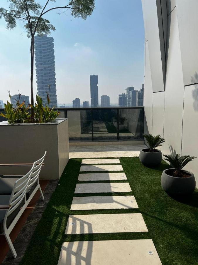 Cloud 9 - Chic With Views In Regina Tower *