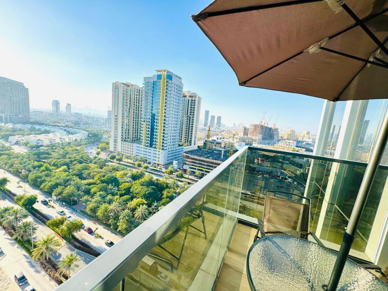 Appartement Cloud 9 - Chic With Views In Regina Tower
