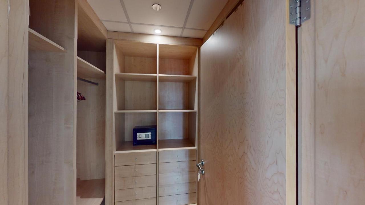Dabas Palm Shores Elegant Four Beds Appartement *