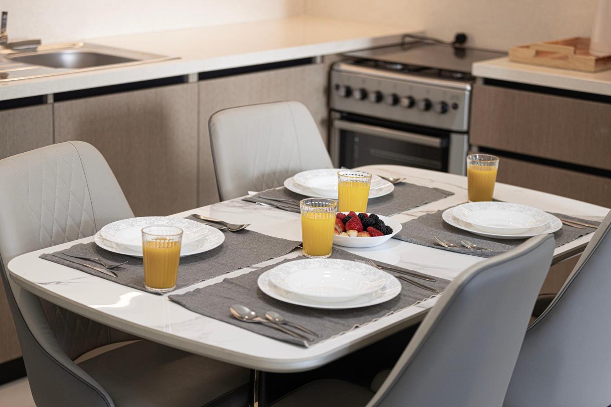 Downtown Luxurious 2br Near Burj Khalifa Apartamento Dubái