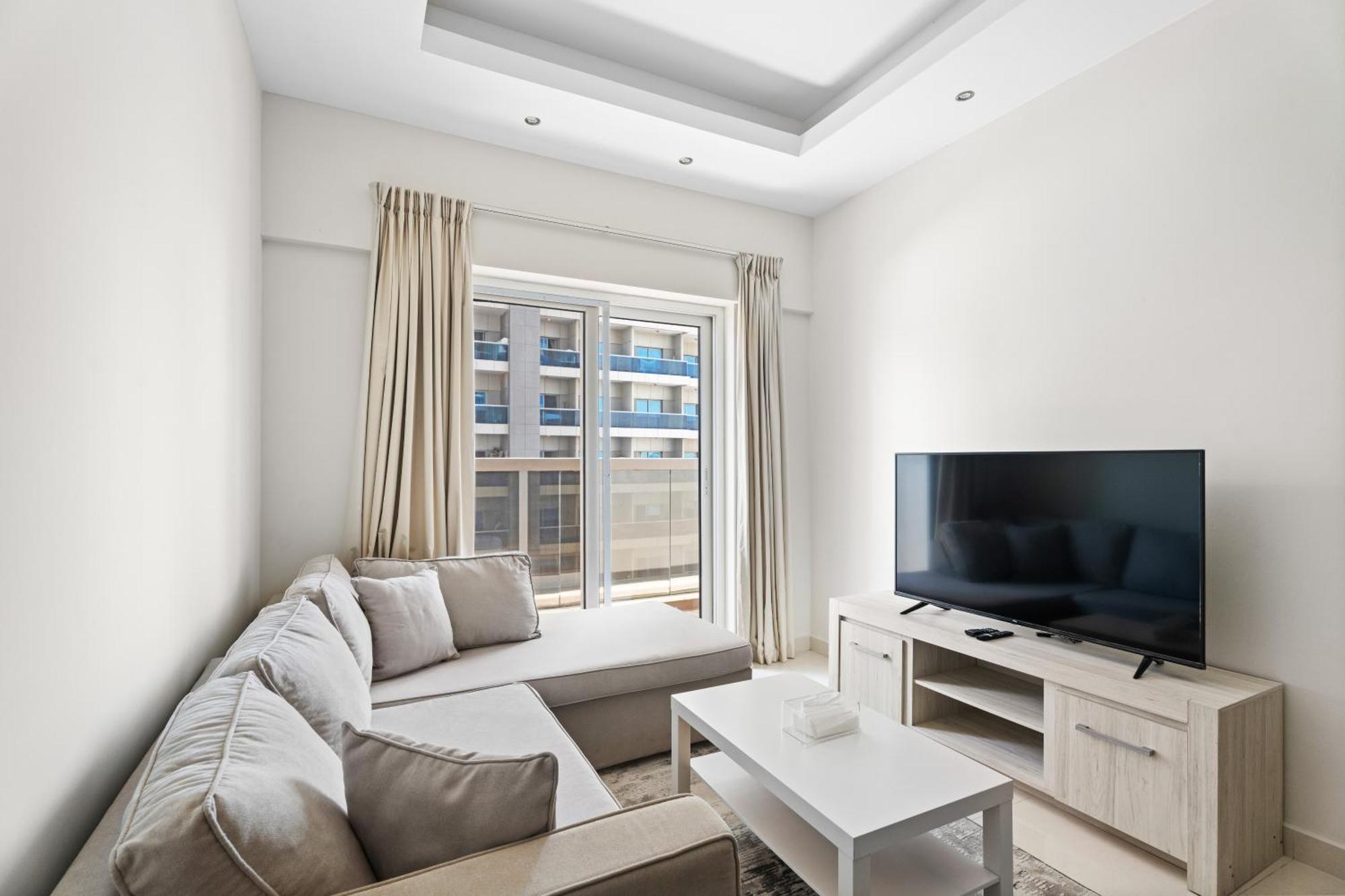 Modern 1 Bedroom In Sports Appartement *