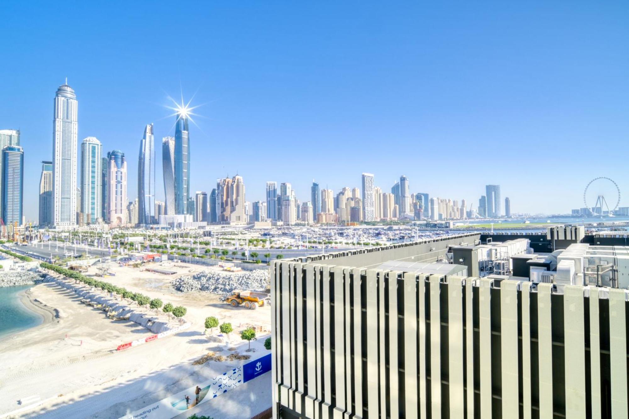 Appartement Emaar Front 2br With Sea & Marina Skyline Views