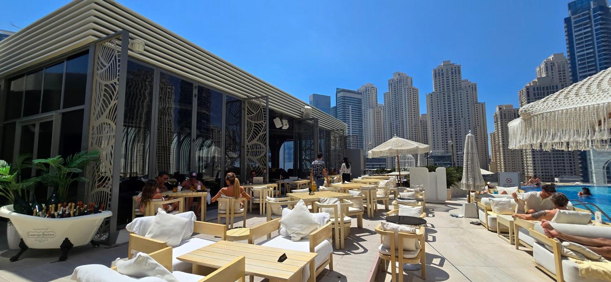 The Star @ Jw Marriott Marina Resor Dubai