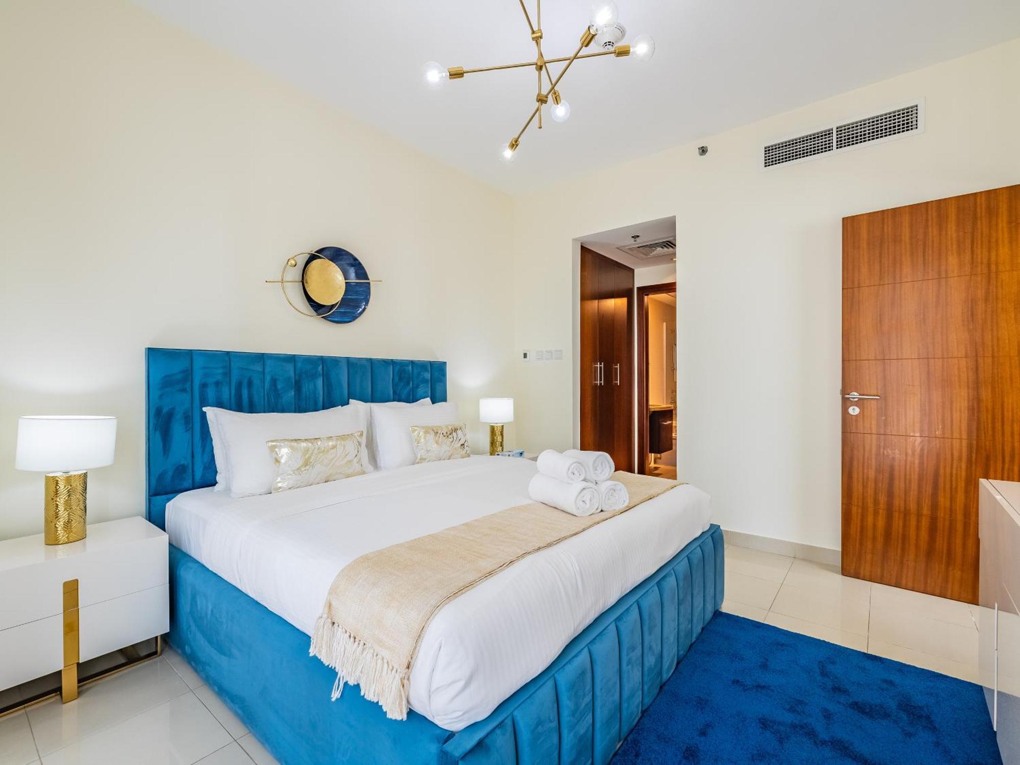 Downtown Luxury Living -1br-standpoint Tower A Appartement Dubai
