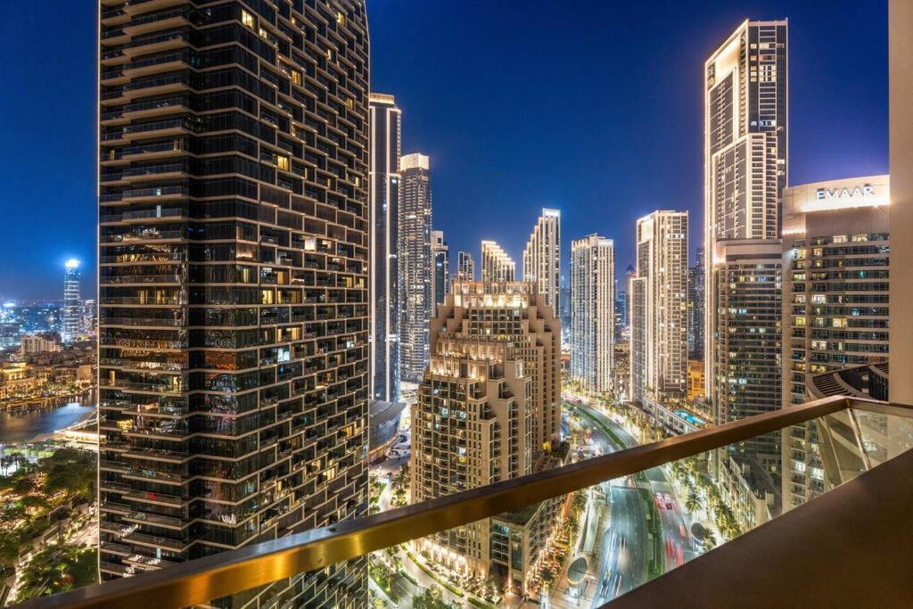 First Class 3br Burj Khalifa & Fountain View Apartamento Dubái