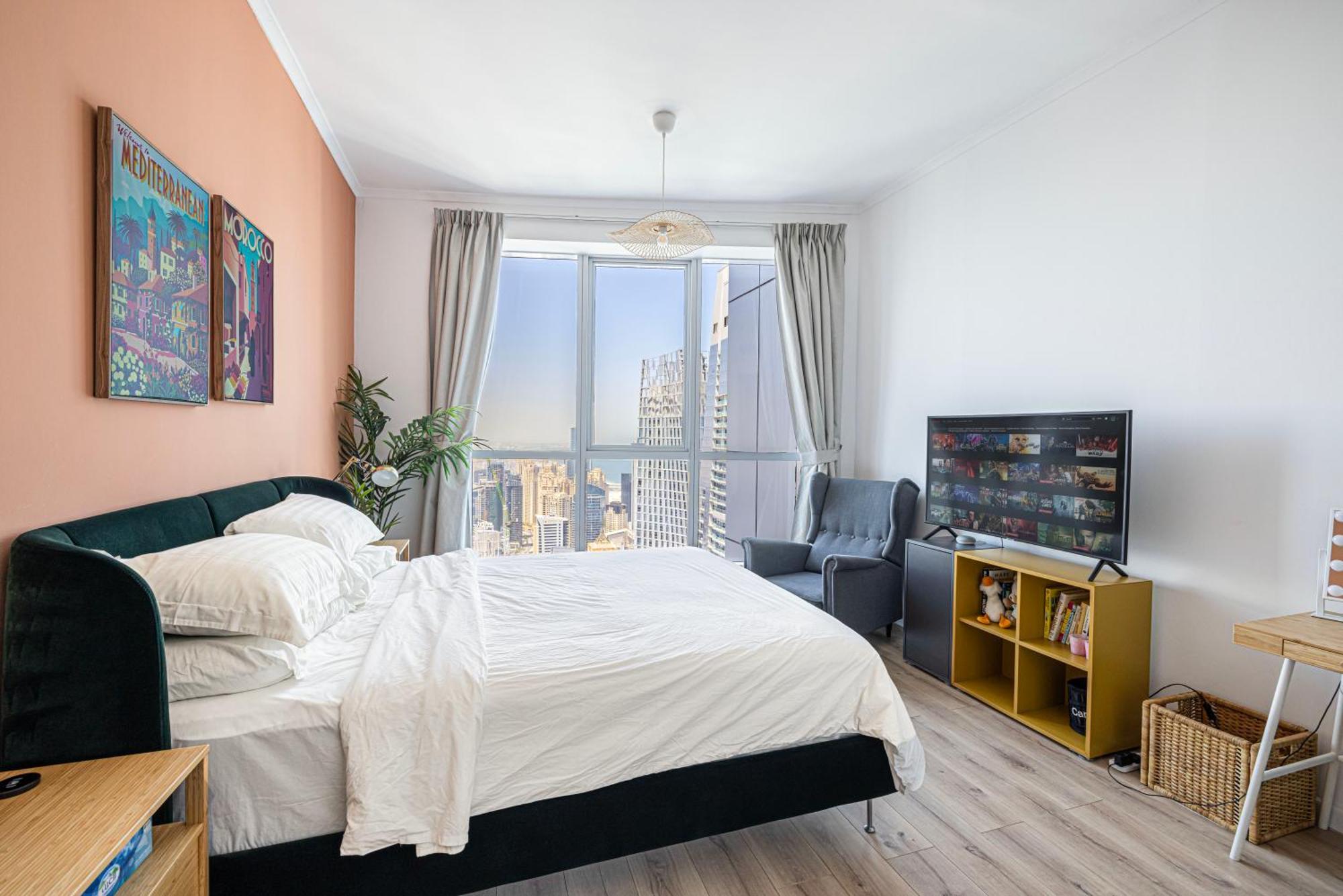 Stunning High Floor With Partial Sea View 2br In Marina Dubaï
