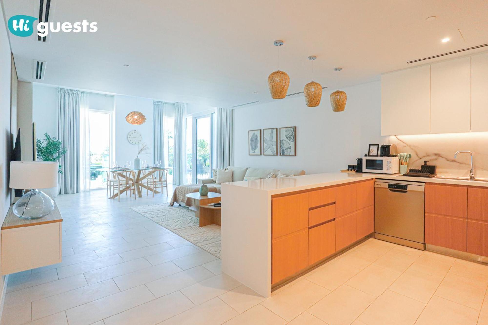 Higuests - Ocean Views And Comfort In La Vie, Jbr Apartment