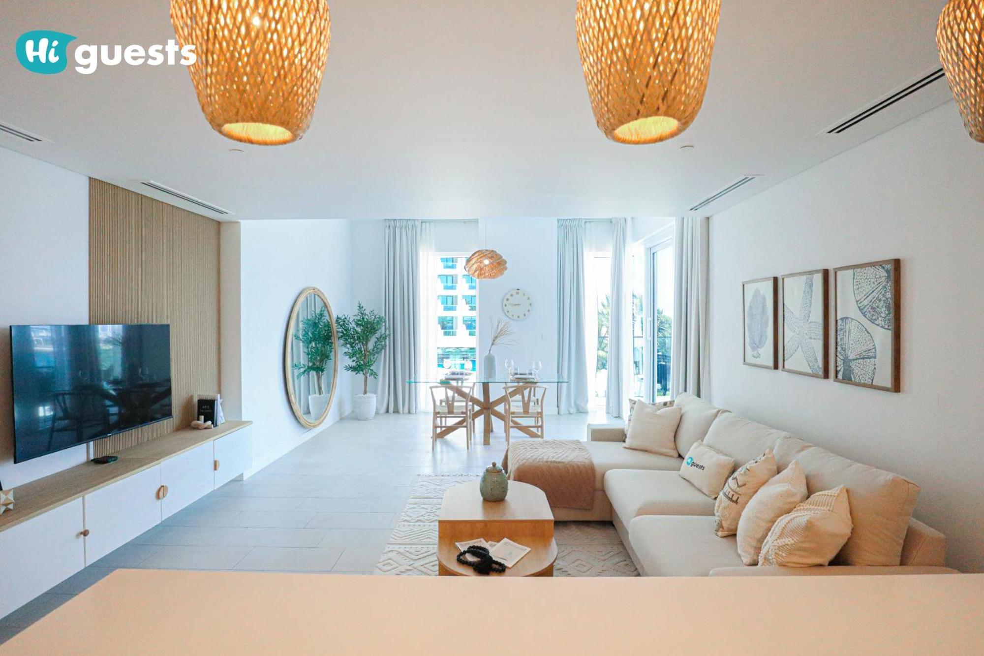 Higuests - Ocean Views And Comfort In La Vie, Jbr Apartment *