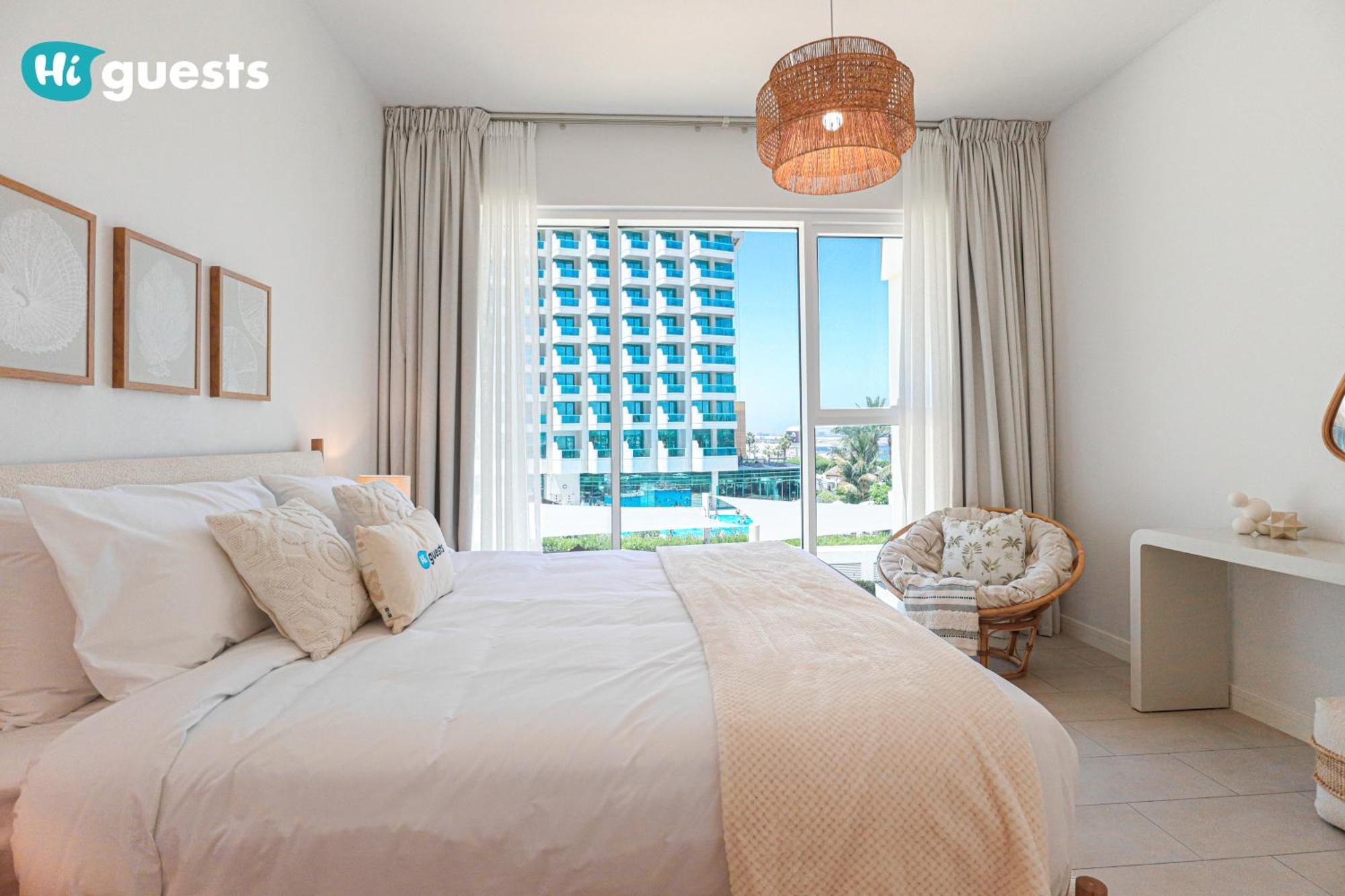 Higuests - Ocean Views And Comfort In La Vie, Jbr Apartment