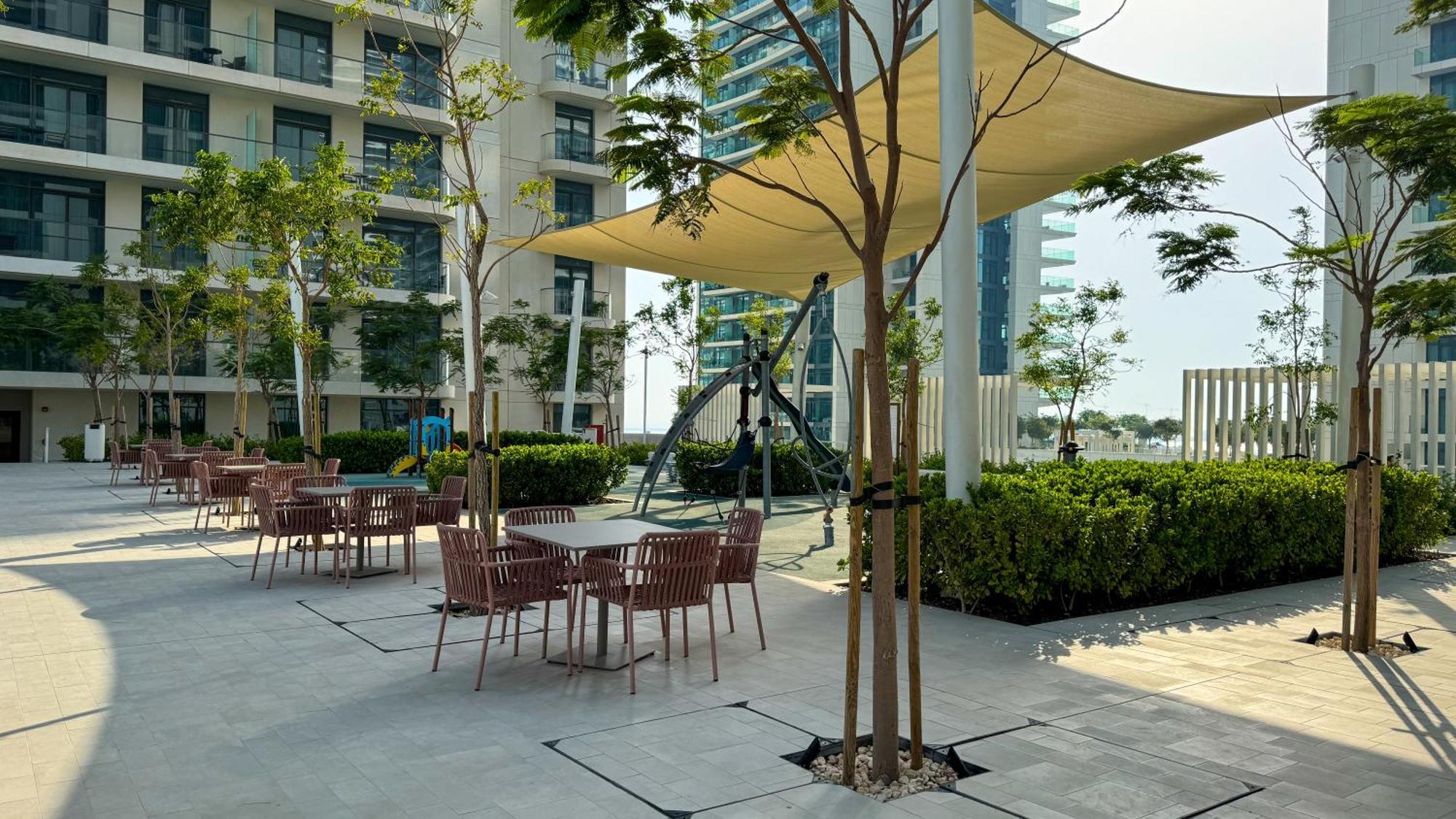 Appartement Beachfront 2-bdr, High Floor, Sea And Palm View, Access