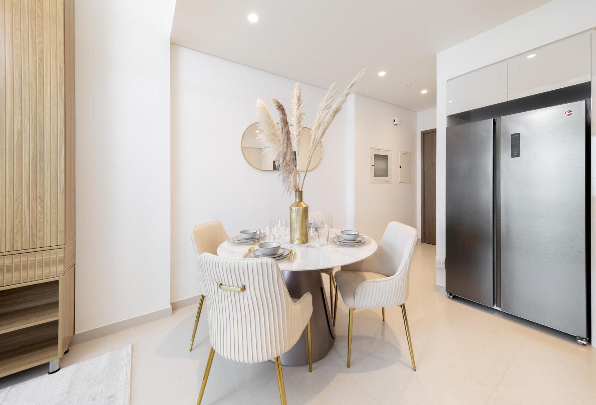 Eden's Homes & - Burj Royale Appartamento