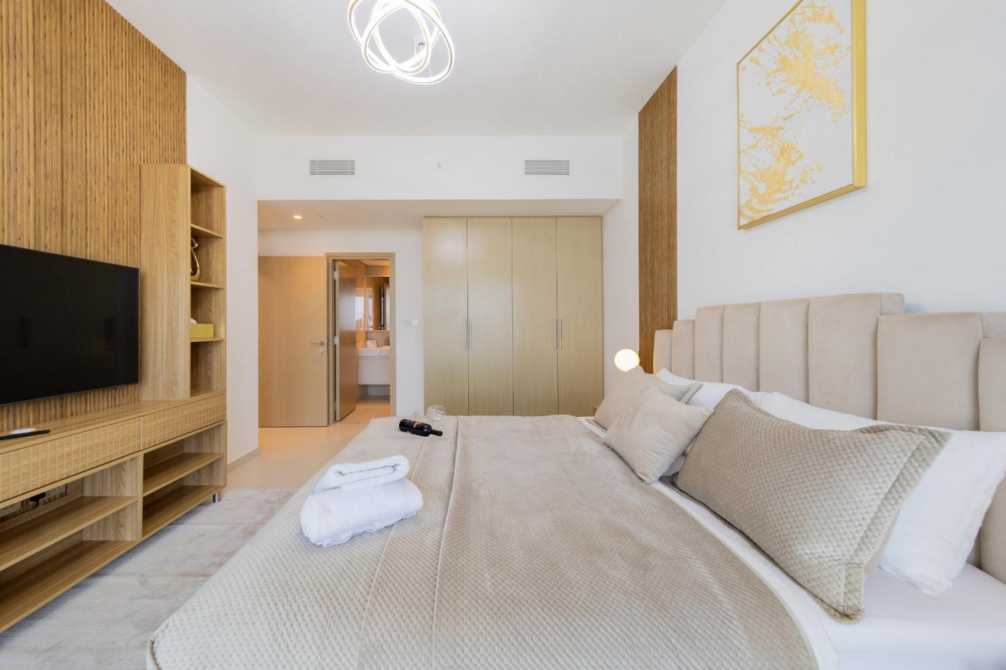 Eden's Homes & - Burj Royale Apartment