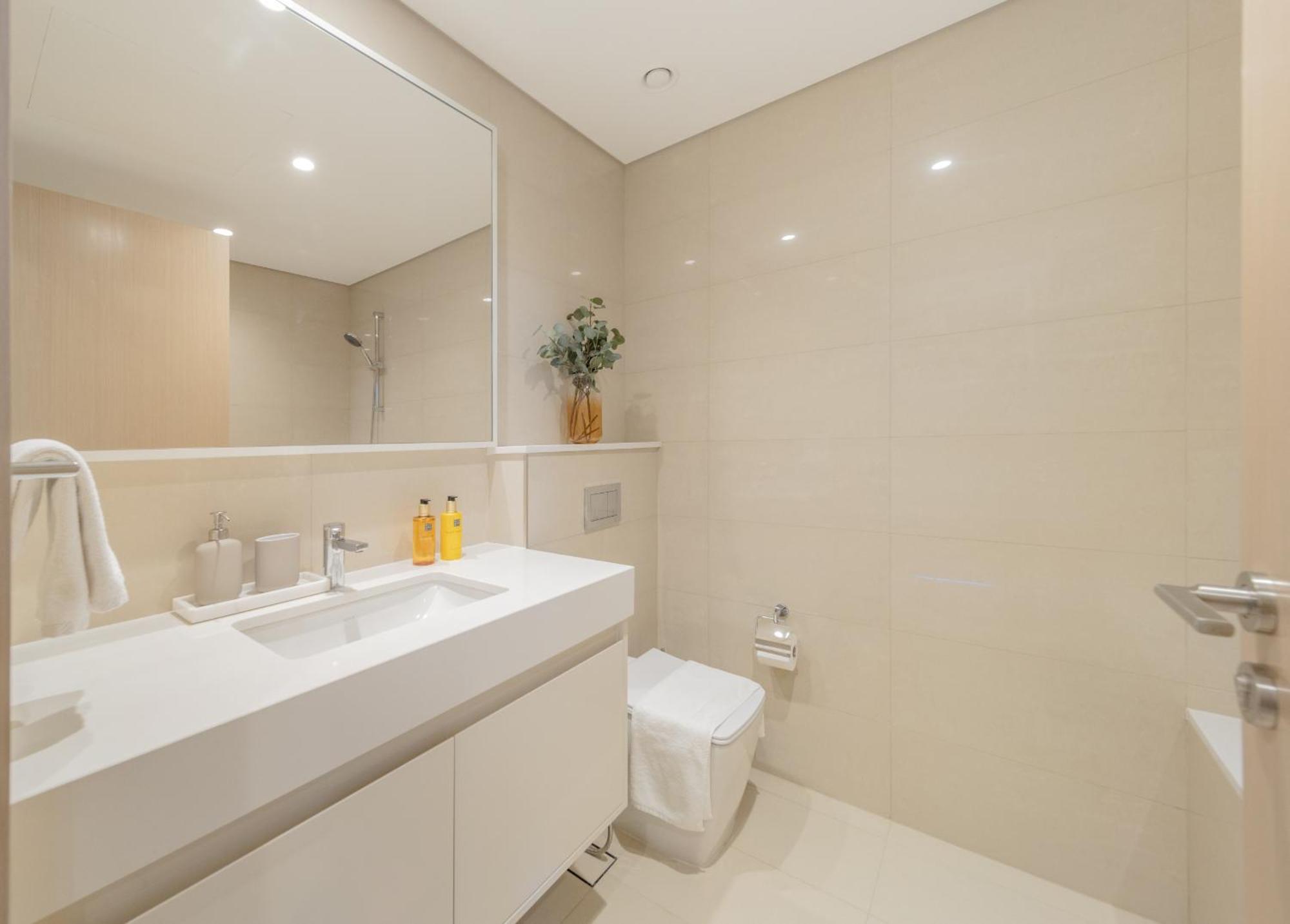 Eden's Homes & - Burj Royale Appartamento *