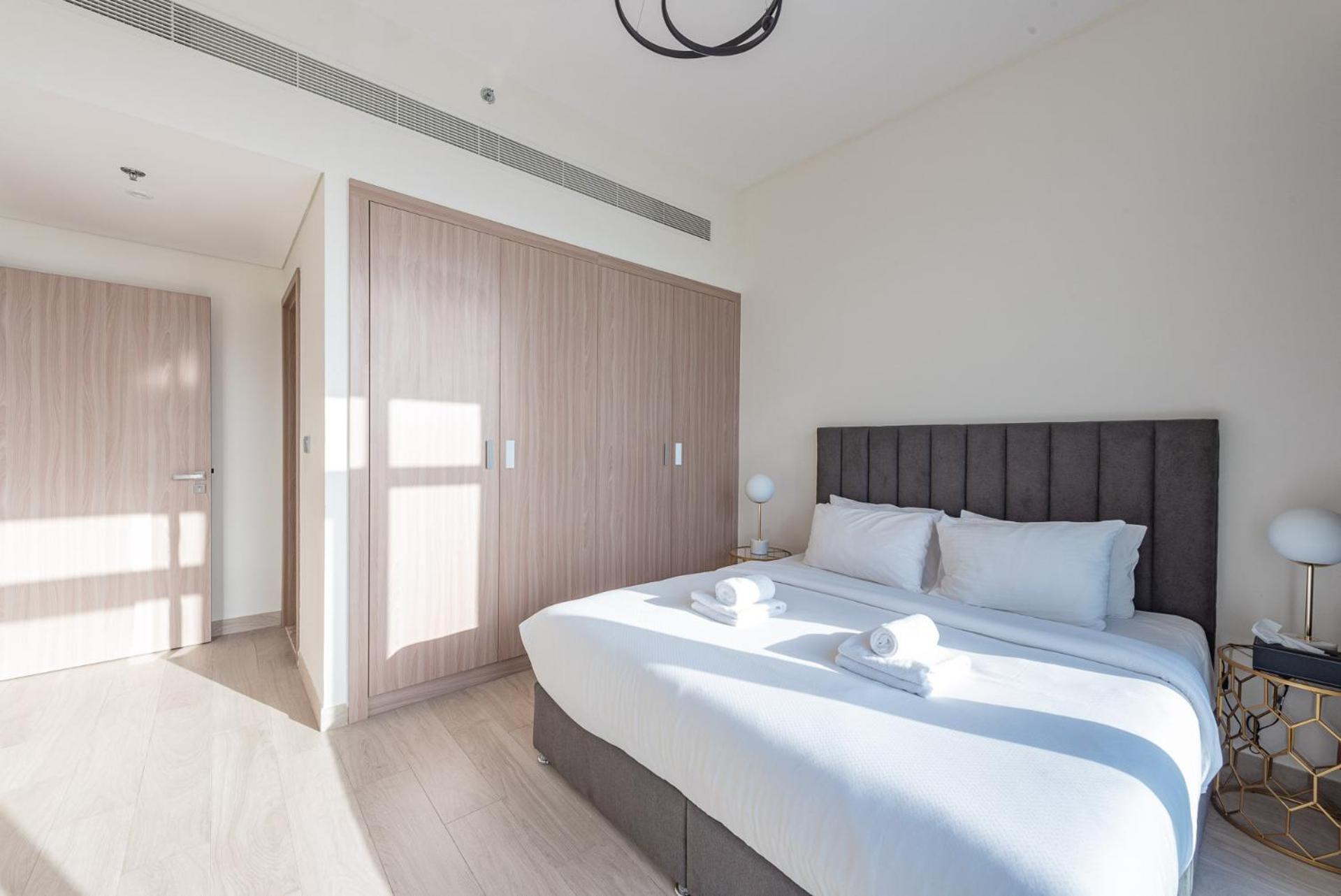 Cozy & Convenient 1br Haven In Al Jaddaf * Dubái