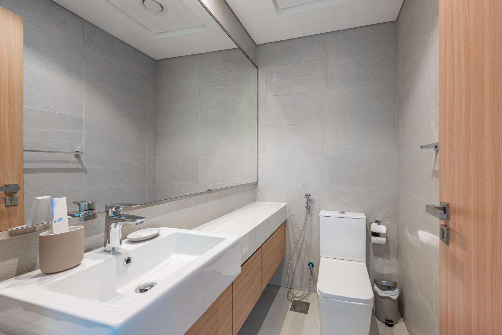 Apartamento Cozy & Convenient 1br Haven In Al Jaddaf *
