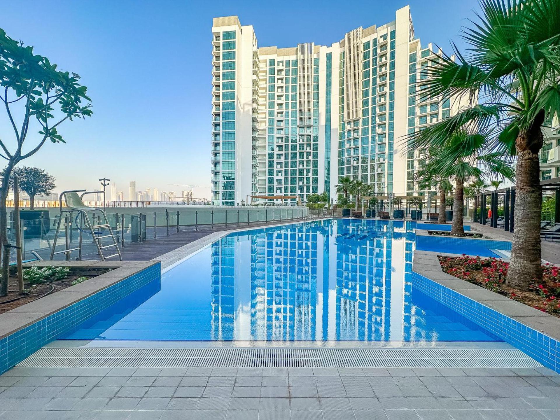Apartamento Cozy & Convenient 1br Haven In Al Jaddaf Dubái