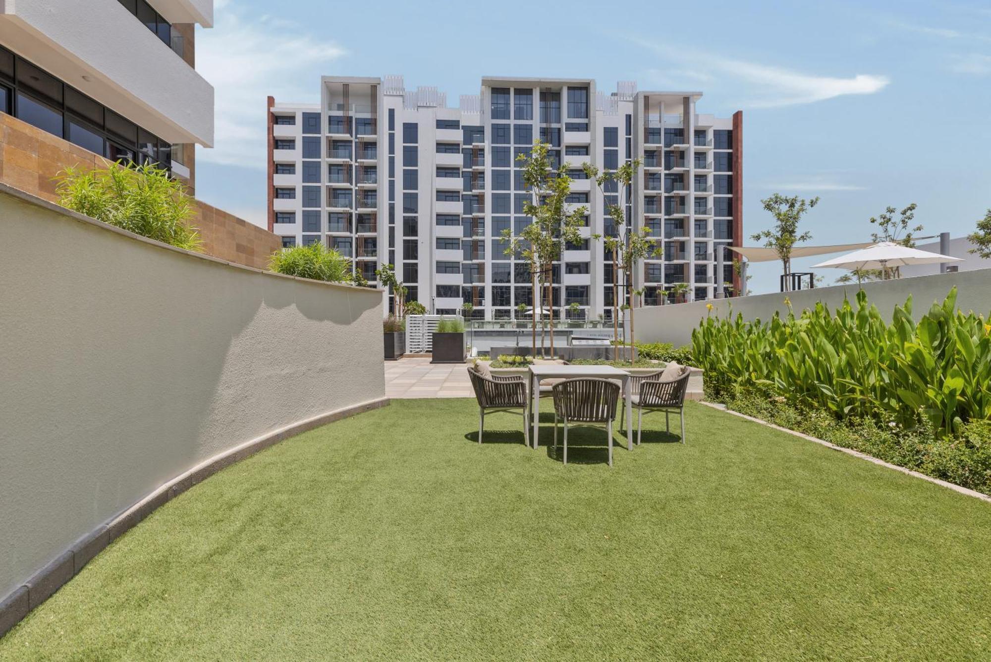Apartamento Waves - Azizi Riviera Building 25 Cozy With Balcony *