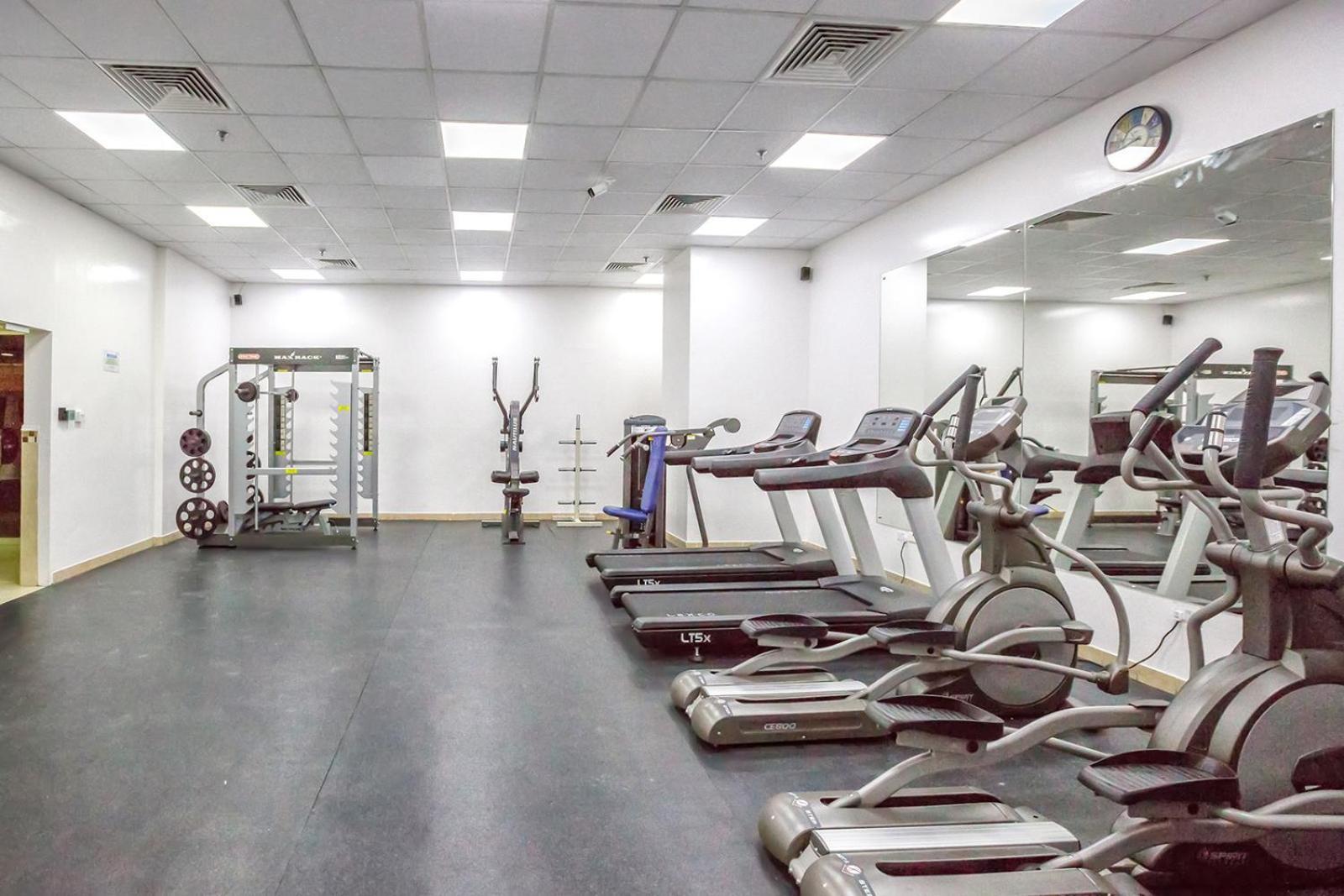 Stylish 2bd With Great View In Marina View Tower Apartment Dubai