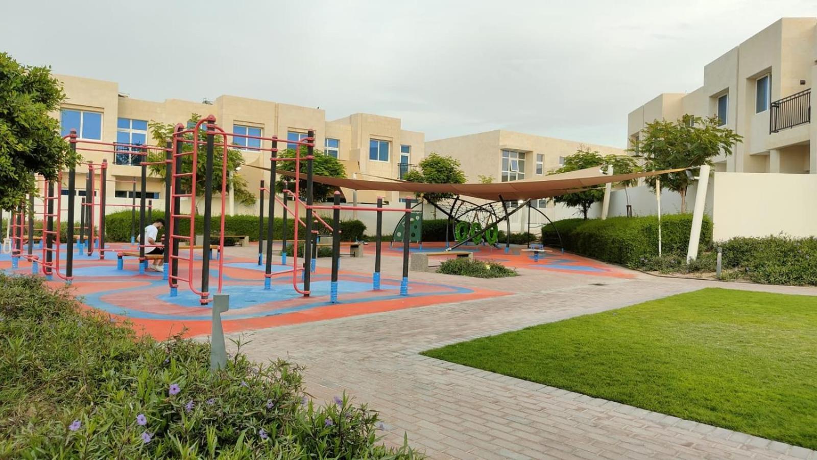 Сasa de vacaciones Damac Hills 2 Retreat- Tranquil Luxe, Beyond With Waterpark