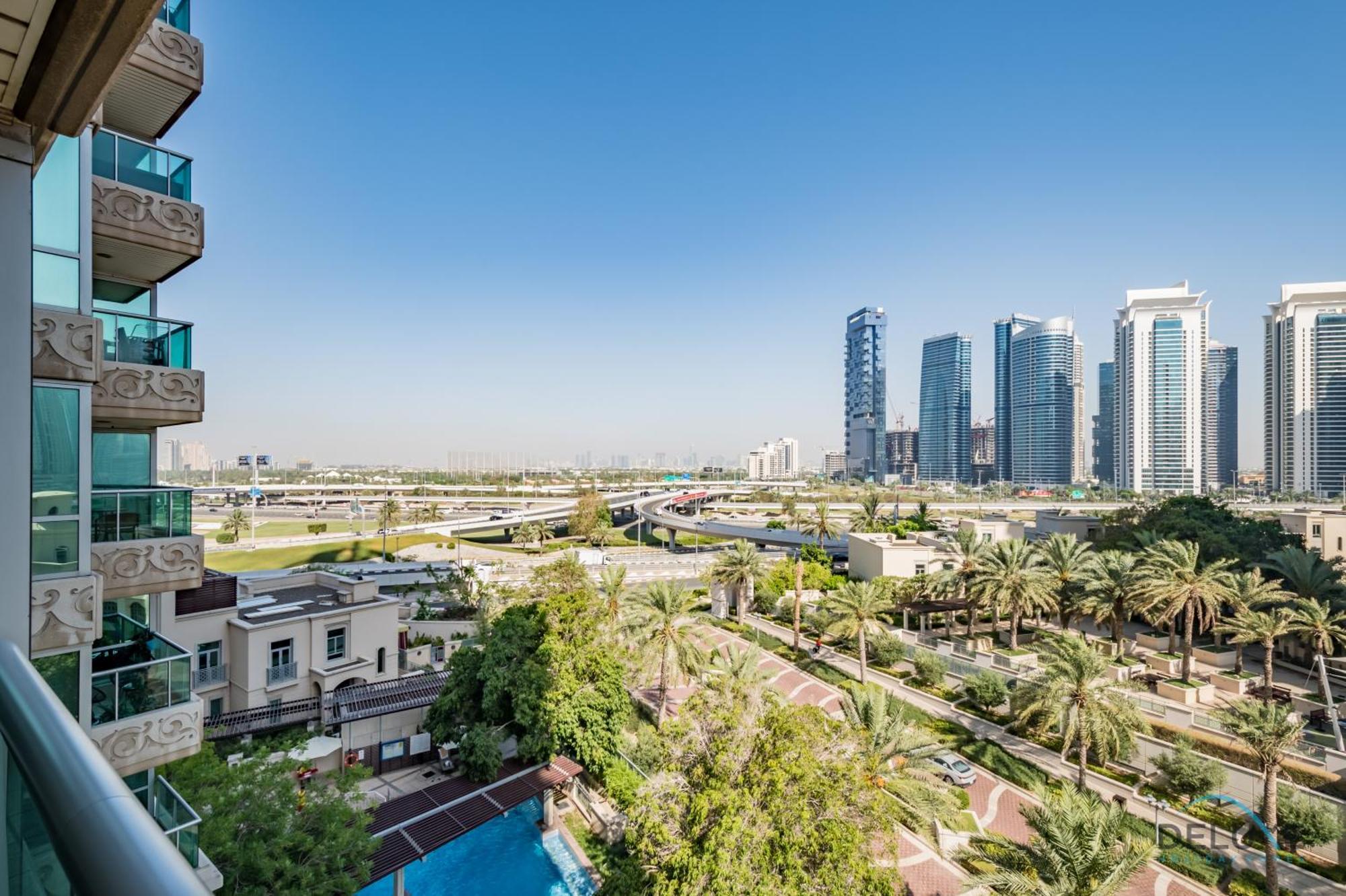 Spacious 2br At Murjan Emaar Six Towers Marina By Deluxe Homes Apartment Dubai